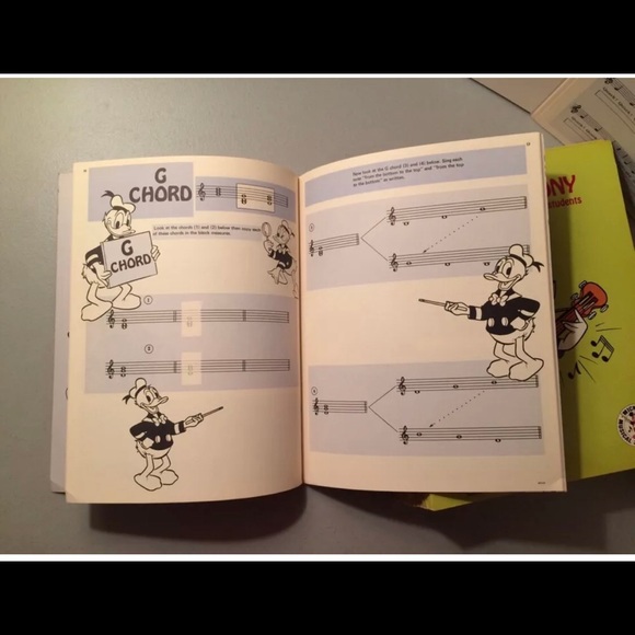 RARE Walt Disney Donald's Happy Harmony MUSIC BOOK - Picture 5 of 9